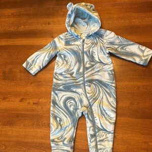 GAP - Fleece hooded Bunting Bag Footie One  piece. Size 6-12 months